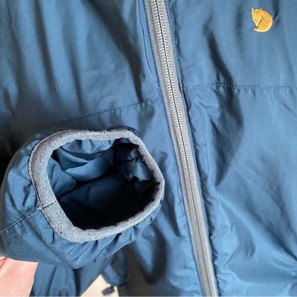 Fjallraven Bergtagen Lite Insulation Hooded Jacket Blue Size Small - Picture 6 of 8